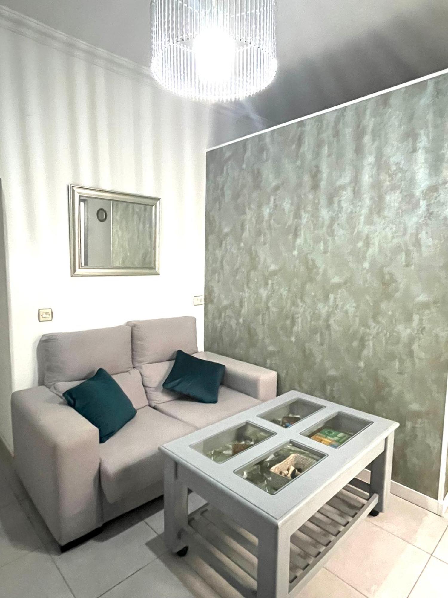 Apartment Centro 1 *